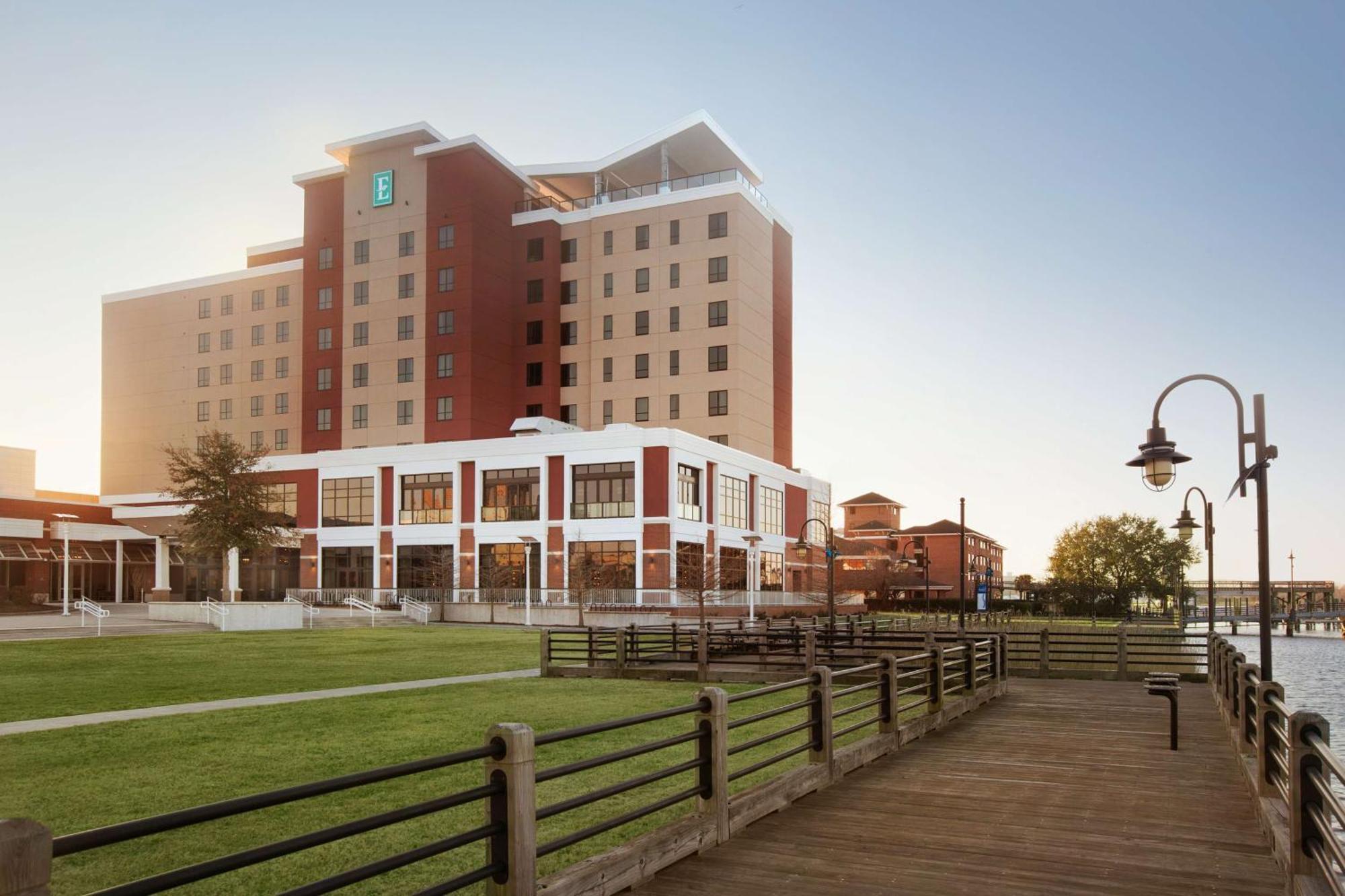 Embassy Suites By Hilton Wilmington Riverfront Esterno foto